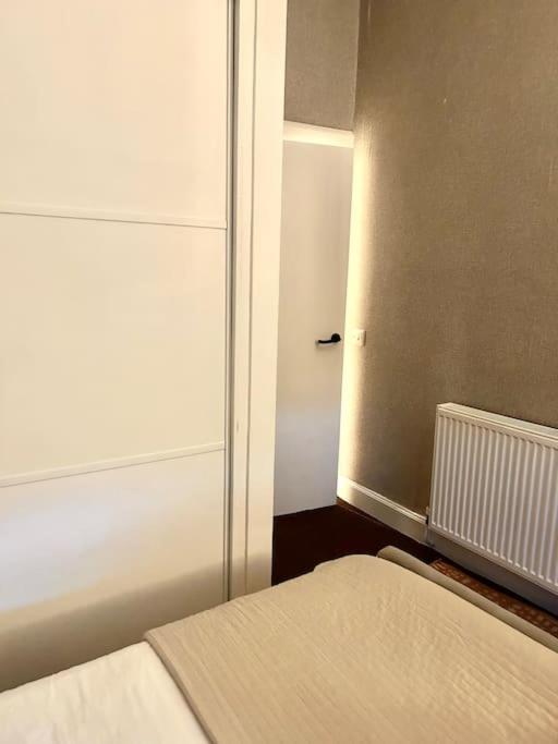 Large 2 Bedroom, Ground Floor Flat, Close To City Edimburgo Exterior foto